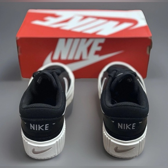 Nike Court Legacy Lift Sneakers - Picture 4 of 9